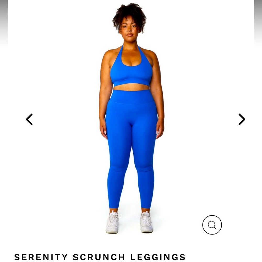 New without tags CSB serenity scrunch leggings color royal blue